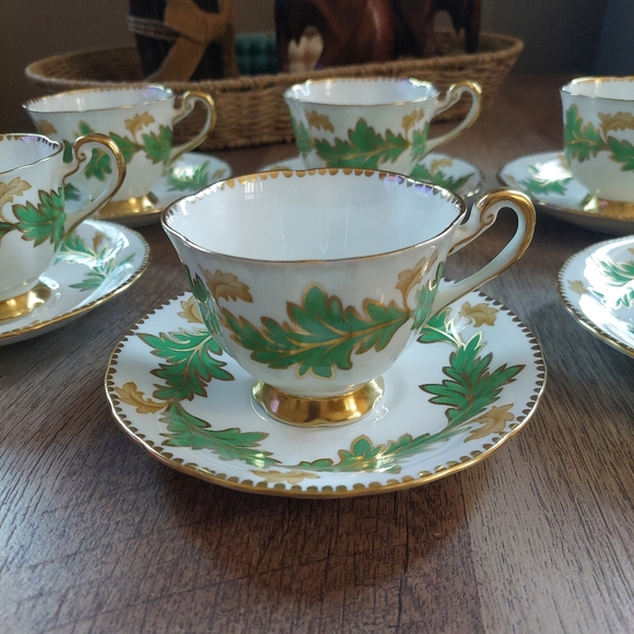 Vintage Royal Chelsey Bone China Green Leaf Ivy Tea Cup and Saucer Set Of (6) - Picture 2 of 16